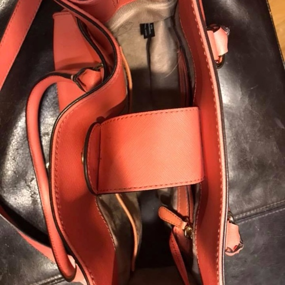 Michael Kors Purse - Picture 4 of 4